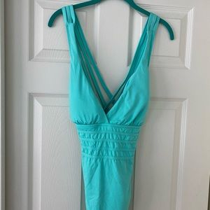 NWT La Blanca Tummy Control Swimsuit